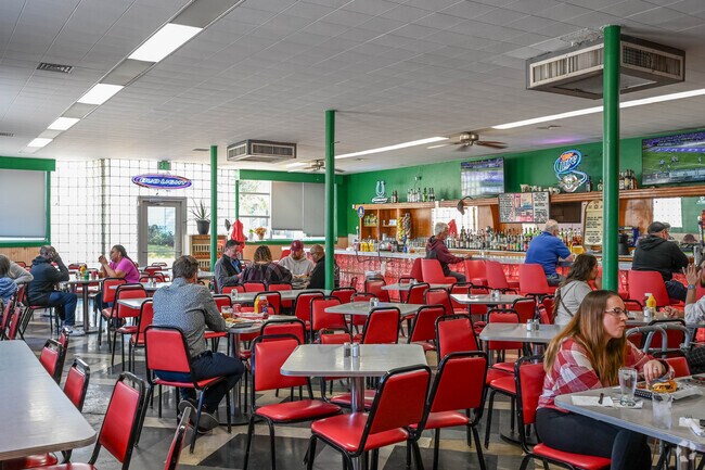 Come gather for a quick lunch at Working Man's Friend, a beloved Hawthorne eatery.