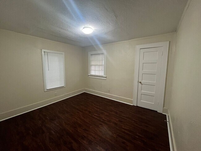 829 E 32nd St unit B, Savannah, GA 31401 - photo 7