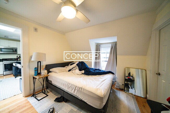 219 Commonwealth Ave unit 45, Chestnut Hill, MA 02467 - photo 3