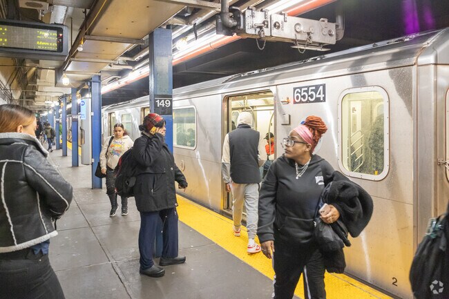 Residents of Mott Haven can take the 2, 4 or 5 train at 149th Street -Grand Concourse.