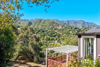 109 Muerdago Rd, Topanga, CA 90290