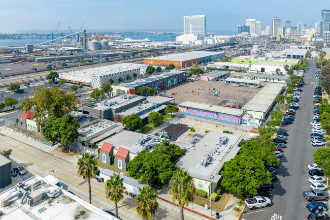 Perkins Elementary School is situated just a short walk from Downtown San Diego.