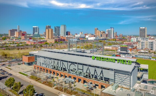 Lipscomb is minutes away from downtown Birmingham where you can have a night out.