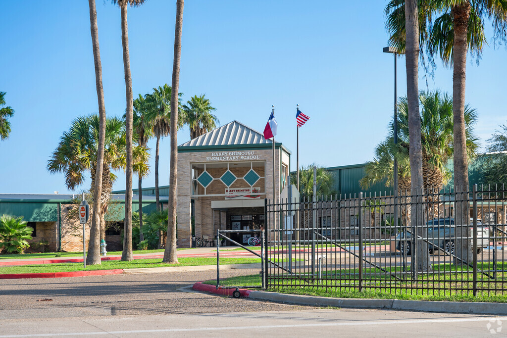 Harry Shimotsu Elementary School
has a grade of A- from Niche.