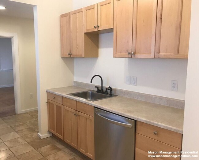 191 Harvard St, Cambridge, MA 02139 - photo 2