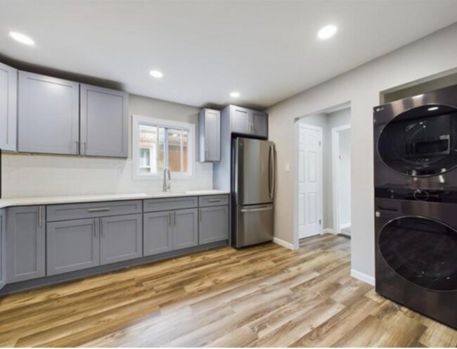 47 Edgar St unit 1, East Orange, NJ 07018 - photo 2