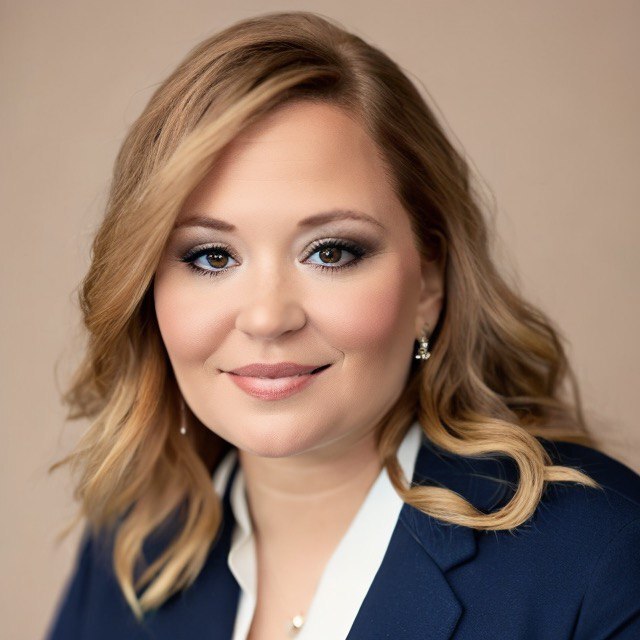 AMANDA ROBINS