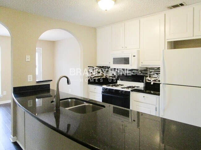 3686 Hudson Way, Rex, GA 30273 - photo 4