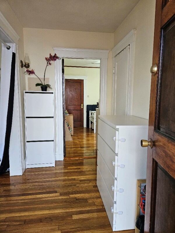 152 Raymond St unit 152 Raymond, Cambridge, MA 02140 - photo 4