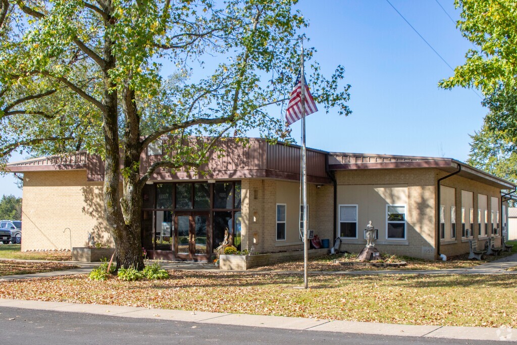 St Alphonsus School serves students in the Lincoln County community.