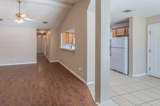 3819 Oldenburg Ln, College Station, TX 77845 - photo 4