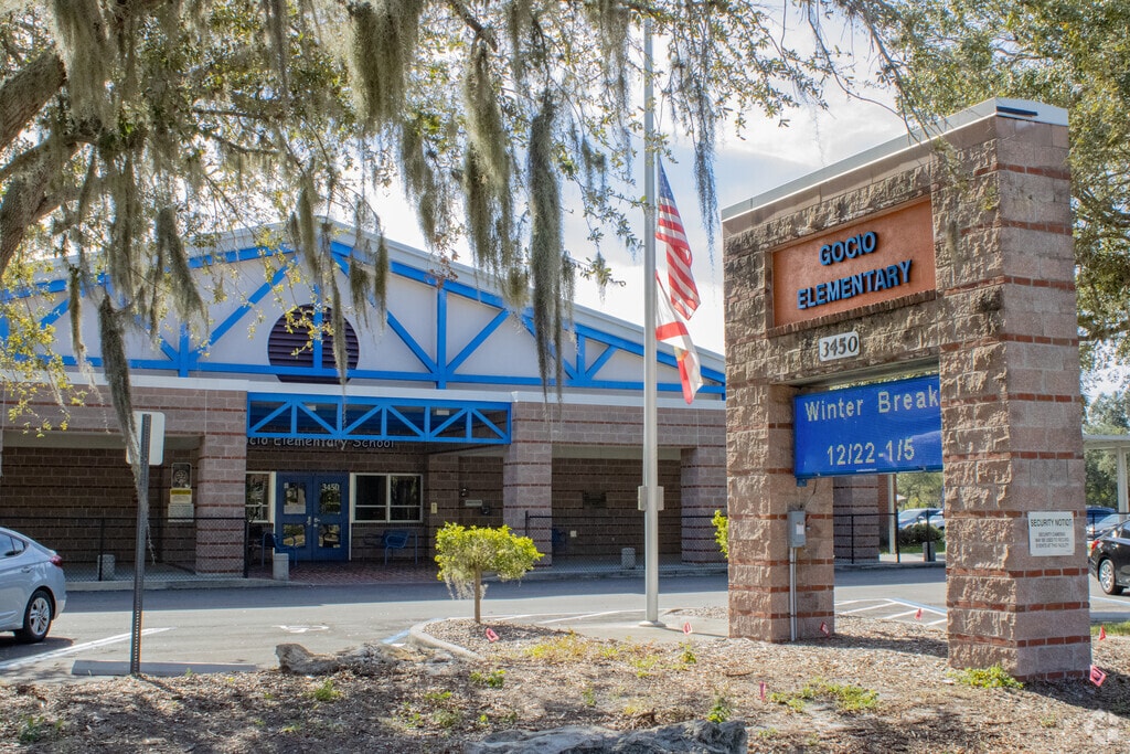 Gocio Elementary School provides education in 
North Sarasota.