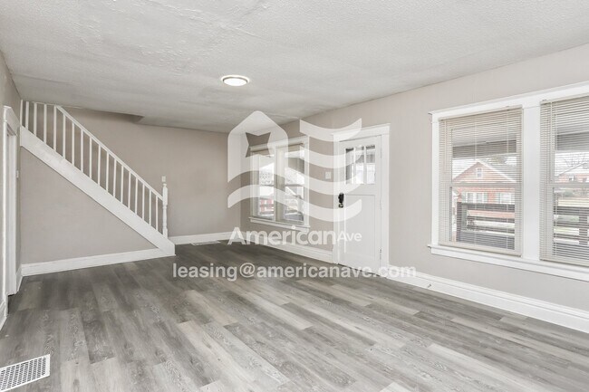 3812 Avondale Ave, Saint Louis, MO 63121 - photo 4