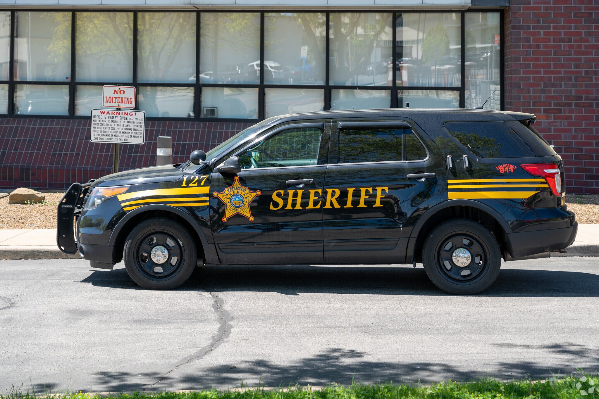The Mahoning County Sheriff's Department serves the Steelton community.