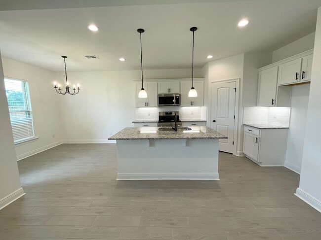 21721 Pine Knot Way, Foley, AL 36535 - photo 2