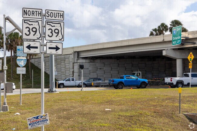 SR 39 is a well traveled route in Plant City to get to different areas.