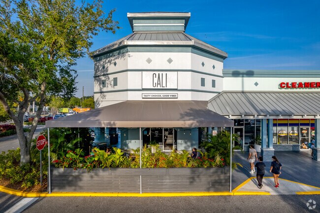 Cali's restaurant has many different types of bowls to choose from to fill your stomach.