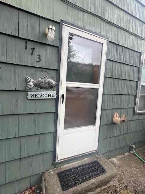 173 S E St, Lakeview, OR 97630