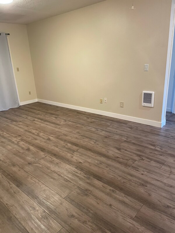 603 SE 148th Ave, Portland, OR 97233 - photo 3