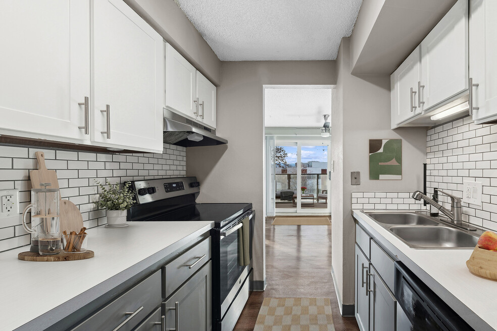 Arrive 800 Penn, Denver, CO 80209 - photo 1