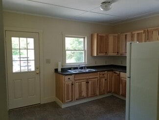 353 N State St Unit A, Concord, NH 03301