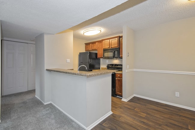 Sommerset Place, Raleigh, NC 27615 - photo 7