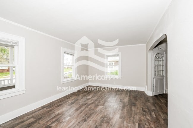 2114 W Callender Ave, West Peoria, IL 61604 - photo 4