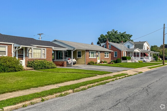 Sprawling ranch homes can be found in Temple.