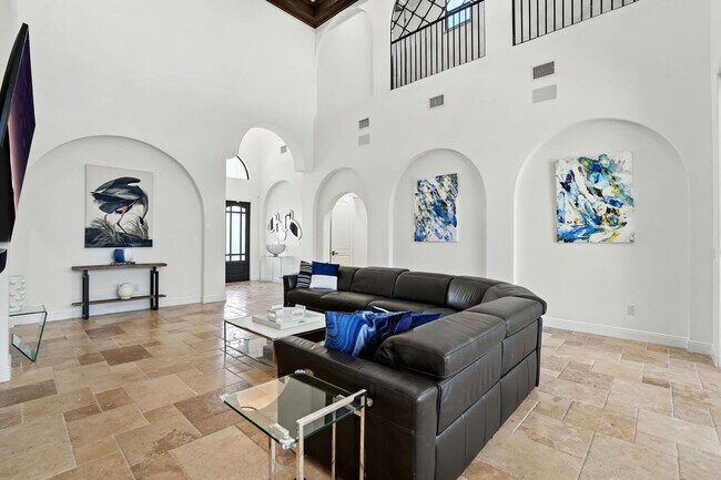 494 Seagull Ave unit FL1-ID1296214P, Naples, FL 34108 - photo 2