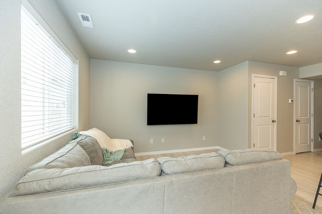 4535 Samaritan Lp, Colorado Springs, CO 80916 - photo 4