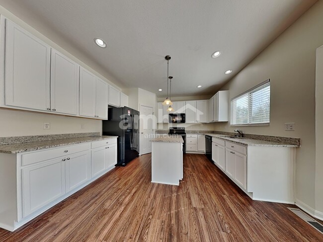 1067 Carrington Place, Maineville, OH 45039 - photo 3