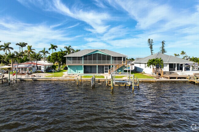 There are plenty of waterfront properties to chose from in Matlacha neighborhood.