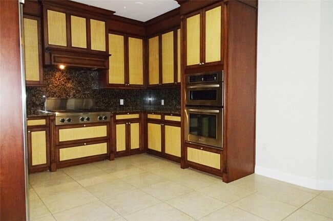 4241 N Ocean Blvd unit 201, Fort Lauderdale, FL 33308 - photo 5