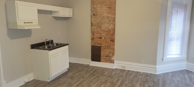 322 Campbell St unit Campbell Street, Williamsport, PA 17701 - photo 5