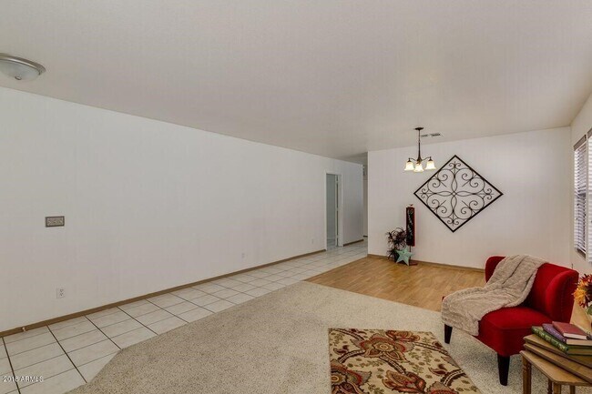 11346 E Emelita Ave, Mesa, AZ 85208 - photo 3