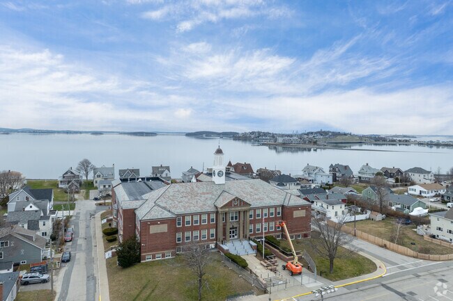 Students hit the books at Hull Memorial Middle School.