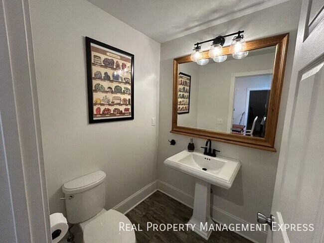 707 N Duluth Ave, Sioux Falls, SD 57104 - photo 5