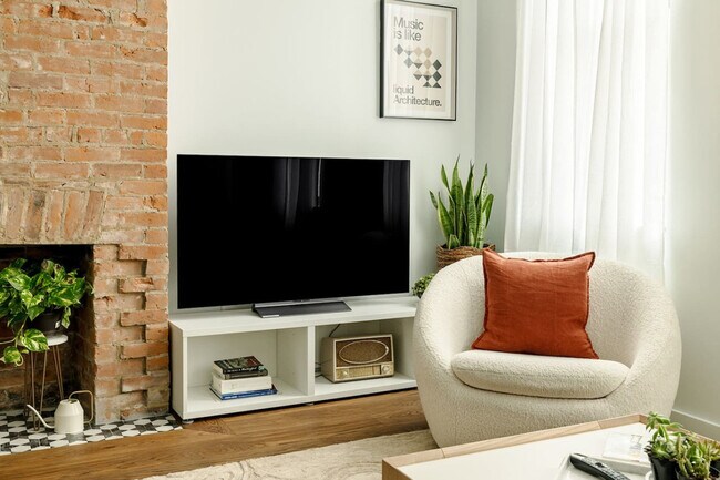 1510 Race St unit ID1056152P, Cincinnati, OH 45202 - photo 3