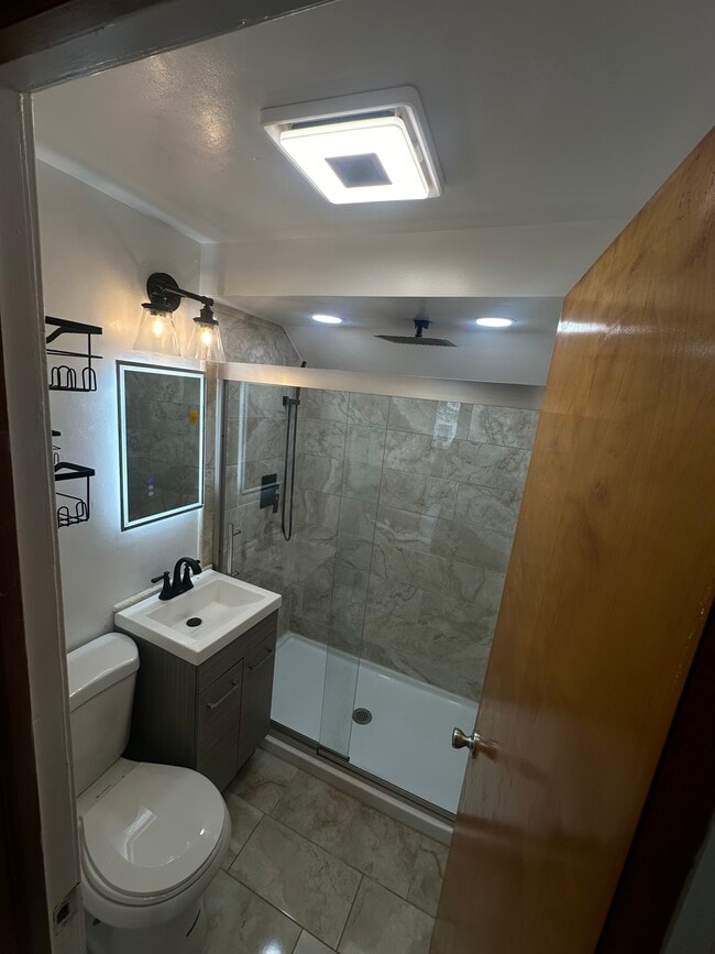 6404 W Hayes Ave unit 2, Milwaukee, WI 53219 - photo 3