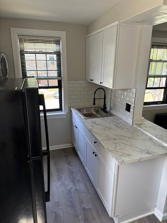 3243 Floyd Walk, Camden, NJ 08104 - photo 2