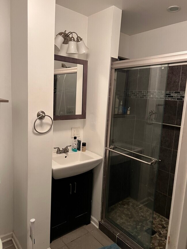 712 N Ada St unit 1, Chicago, IL 60642 - photo 4