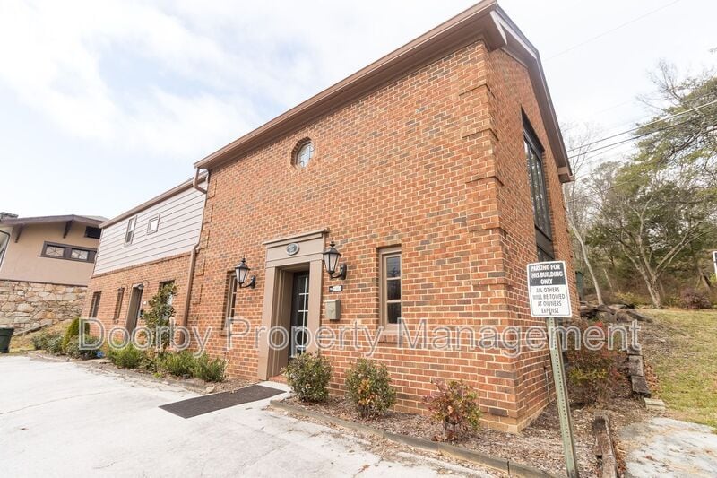 715 Mississippi Ave unit 103, Signal Mountain, TN 37377 - photo 1