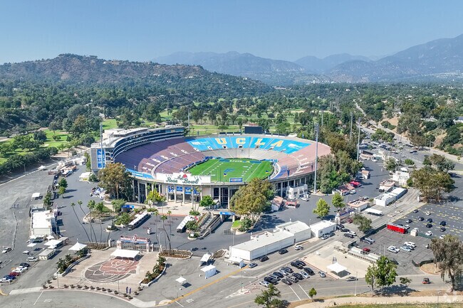 Catch a game or show at the iconic Rose Bowl Stadium near Northwest Pasadena.