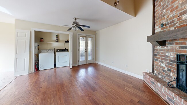 105 Parkbrook Cir, Slidell, LA 70458 - photo 3