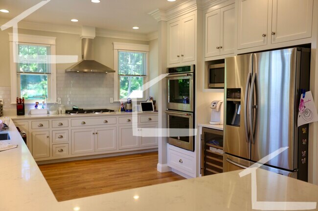 119 Westbourne Terrace unit 1, Brookline, MA 02446 - photo 4