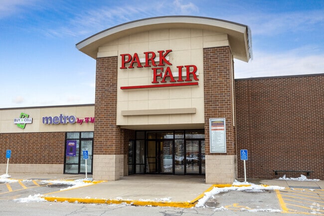 The Park Fair Mall and Shopping Center gives Highland Park residents numerous shopping options.