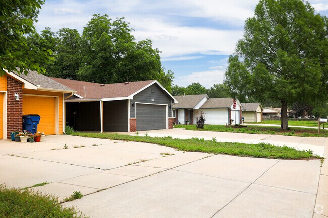 Several newer traditional homes line the streets of Orchard Park.