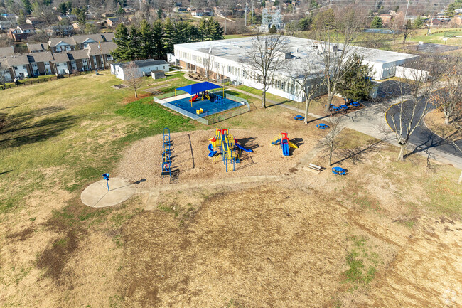 The student population of Julius Marks Elementary School is 481 and the school serves PK-5.