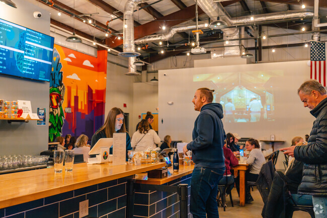 There are a wide variety of craft beers that are hand brewed by Sterling Street Brewing.