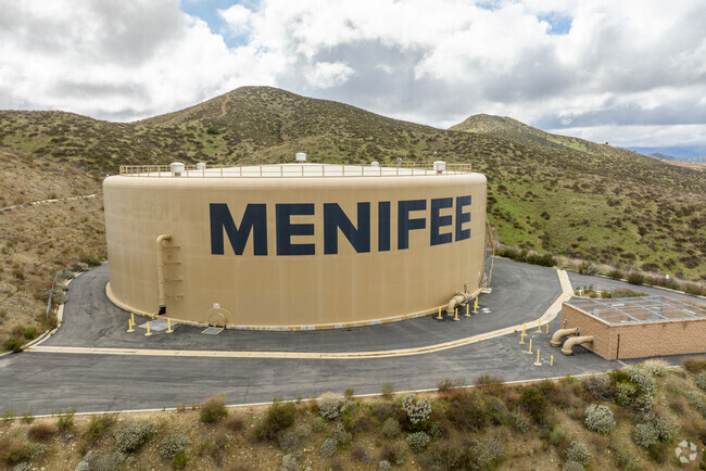 Live, play, and relax in the welcoming community of Audie Murphy Ranch in Menifee city.